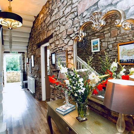 Ty Croeso Boutique B&B クリックホーウェル エクステリア 写真