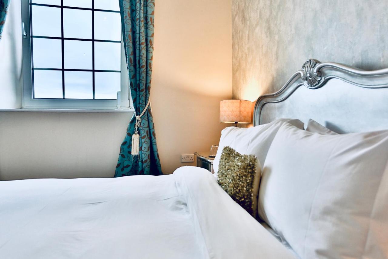 Ty Croeso Boutique B&B クリックホーウェル エクステリア 写真